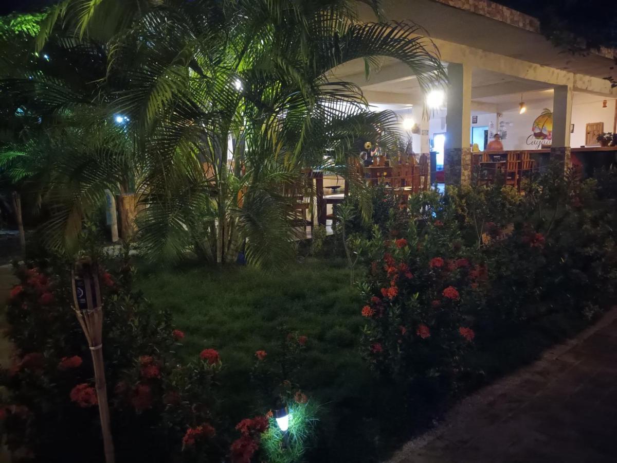 פאלומינו Hostal Cuyagua מראה חיצוני תמונה